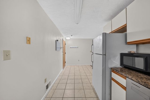 189 Littleton Rd 15, Chelmsford, MA 01824
