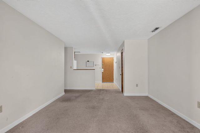 189 Littleton Rd 15, Chelmsford, MA 01824