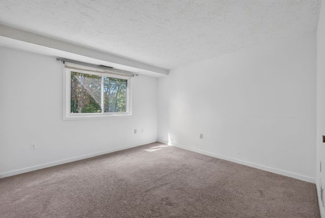 189 Littleton Rd 15, Chelmsford, MA 01824