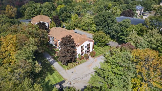 189 Littleton Rd 15, Chelmsford, MA 01824