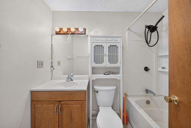 189 Littleton Rd 15, Chelmsford, MA 01824