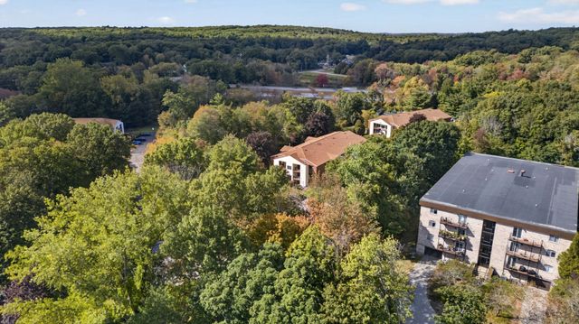 189 Littleton Rd 15, Chelmsford, MA 01824