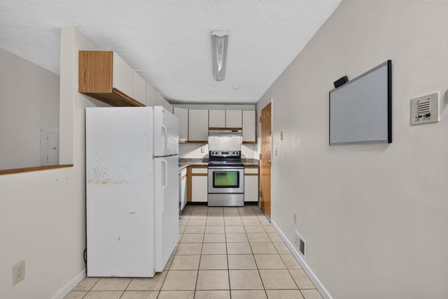 189 Littleton Rd 15, Chelmsford, MA 01824