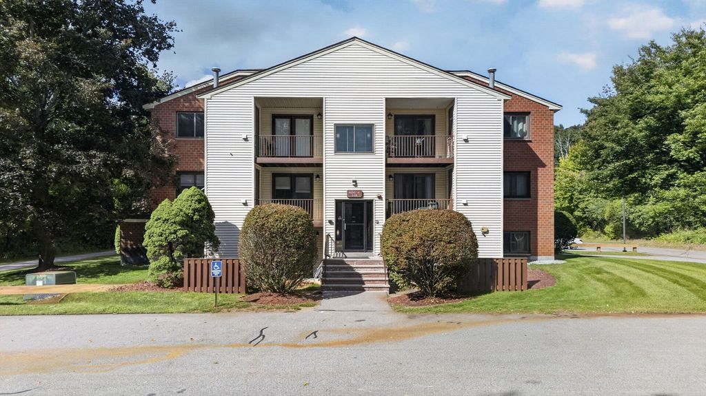 189 Littleton Rd 15, Chelmsford, MA 01824