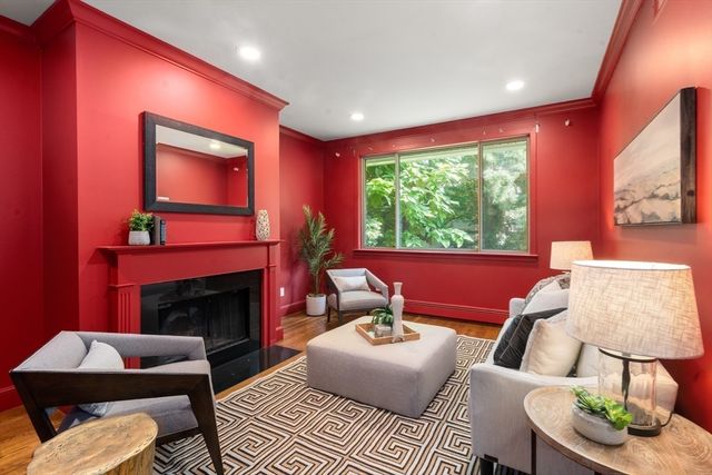 214 Allandale Rd B, Boston, MA 02467