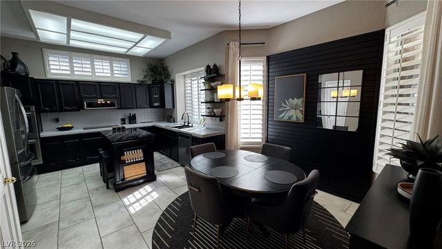 2921 Channel Rock Drive, Las Vegas, NV 89117