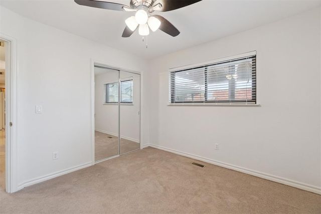 712 E 27th Place, Edmond, OK 73013