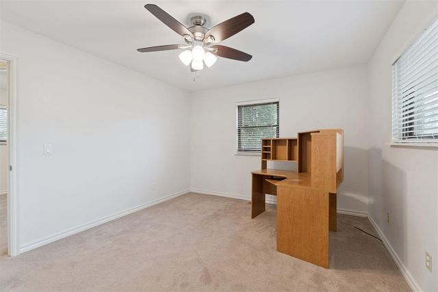 712 E 27th Place, Edmond, OK 73013