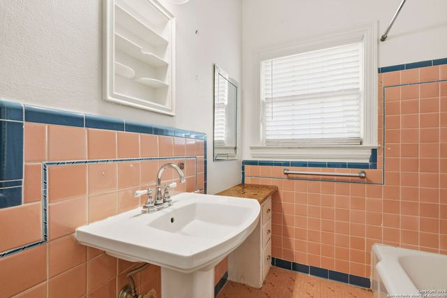 247 Club, San Antonio, TX 78201