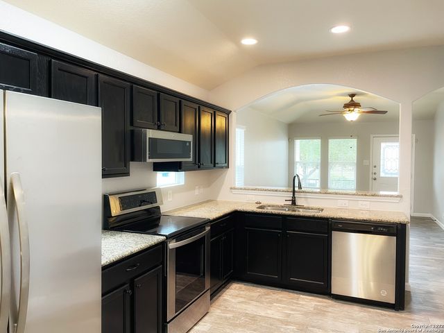 518 MELODY WIND, New Braunfels, TX 78130