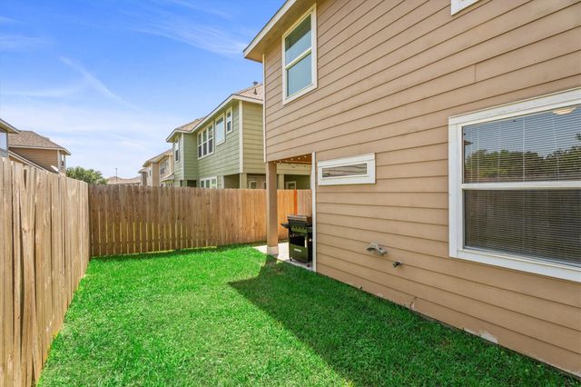 6435 Stoney Creek Drive, Pasadena, TX 77503