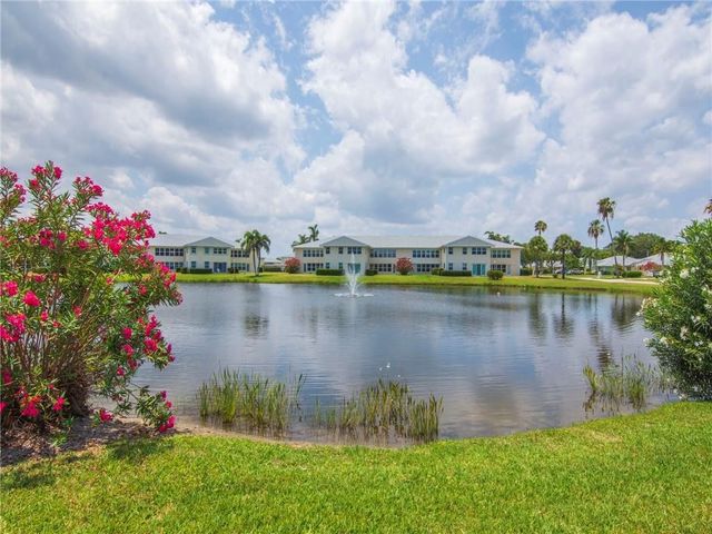 422 Grove Isle Circle 422, Vero Beach, FL 32962