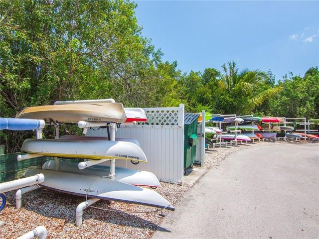 422 Grove Isle Circle 422, Vero Beach, FL 32962