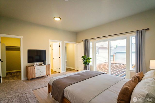 926 TULLIS Street NE, Olympia, WA 98506