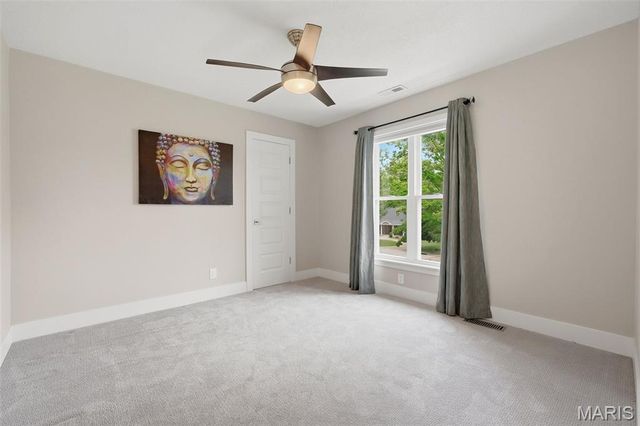 9831 Sunset Greens Drive, Sunset Hills, MO 63127