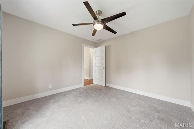 9831 Sunset Greens Drive, Sunset Hills, MO 63127