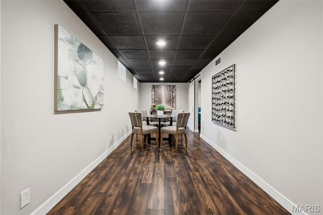 9831 Sunset Greens Drive, Sunset Hills, MO 63127