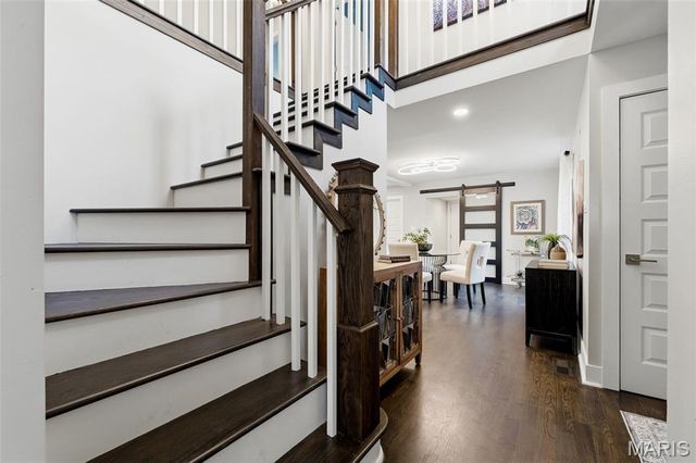 9831 Sunset Greens Drive, Sunset Hills, MO 63127