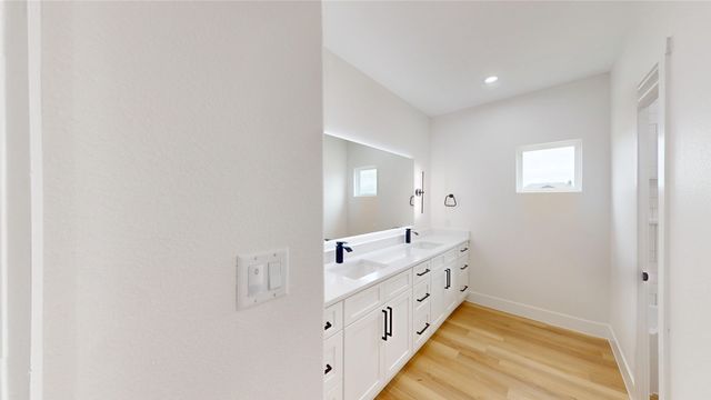 3296 Escobar Circle, Greenville, TX 75401