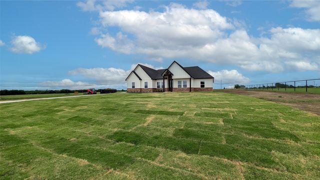 3296 Escobar Circle, Greenville, TX 75401
