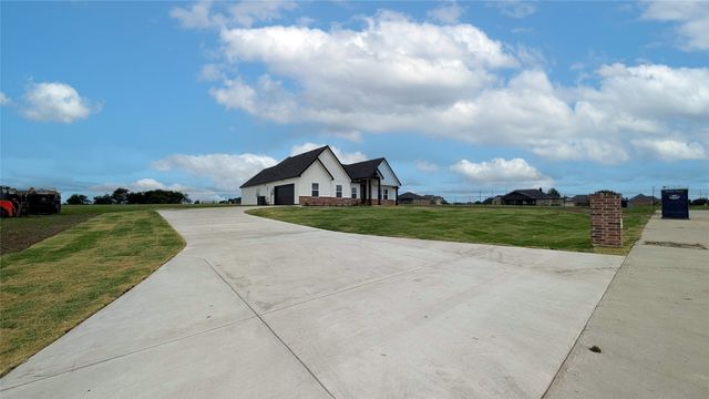 3296 Escobar Circle, Greenville, TX 75401