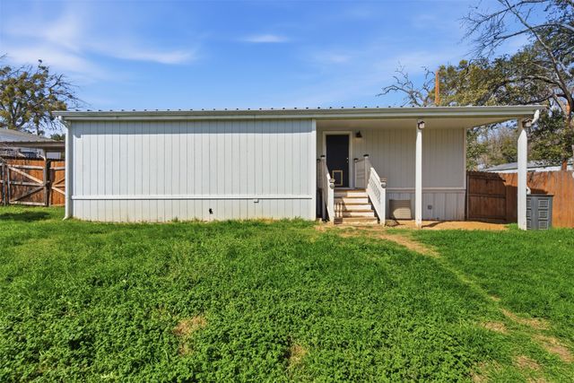 3011 Sky Court, Granbury, TX 76049