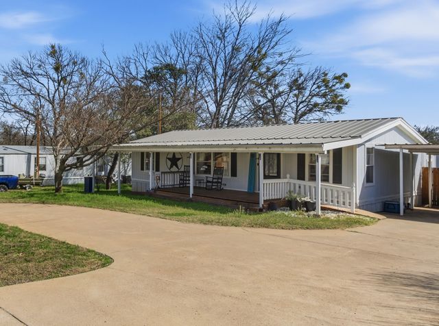 3011 Sky Court, Granbury, TX 76049