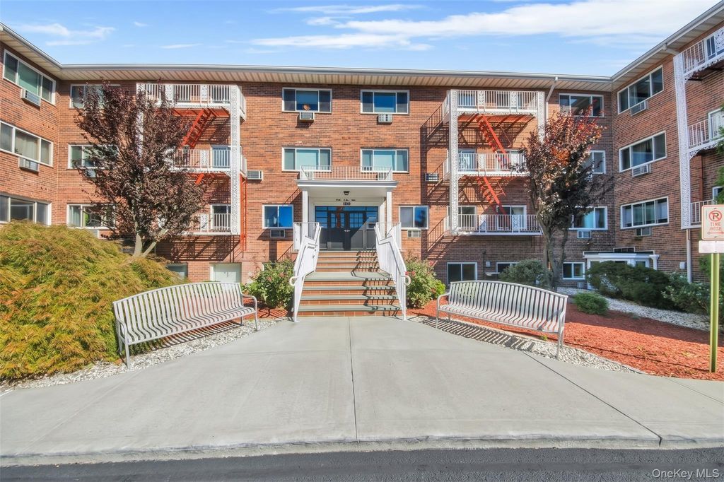 838 Pelhamdale Avenue 2P, New Rochelle, NY 10801 — exterior
