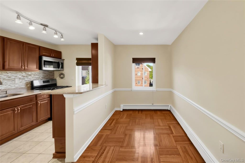 838 Pelhamdale Avenue 2P, New Rochelle, NY 10801 — photo 5