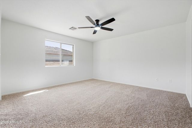 1575 E BAYLOR Lane B, Gilbert, AZ 85296