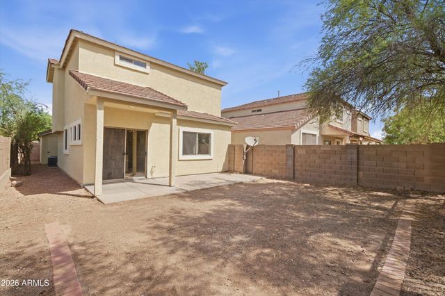 1575 E BAYLOR Lane B, Gilbert, AZ 85296