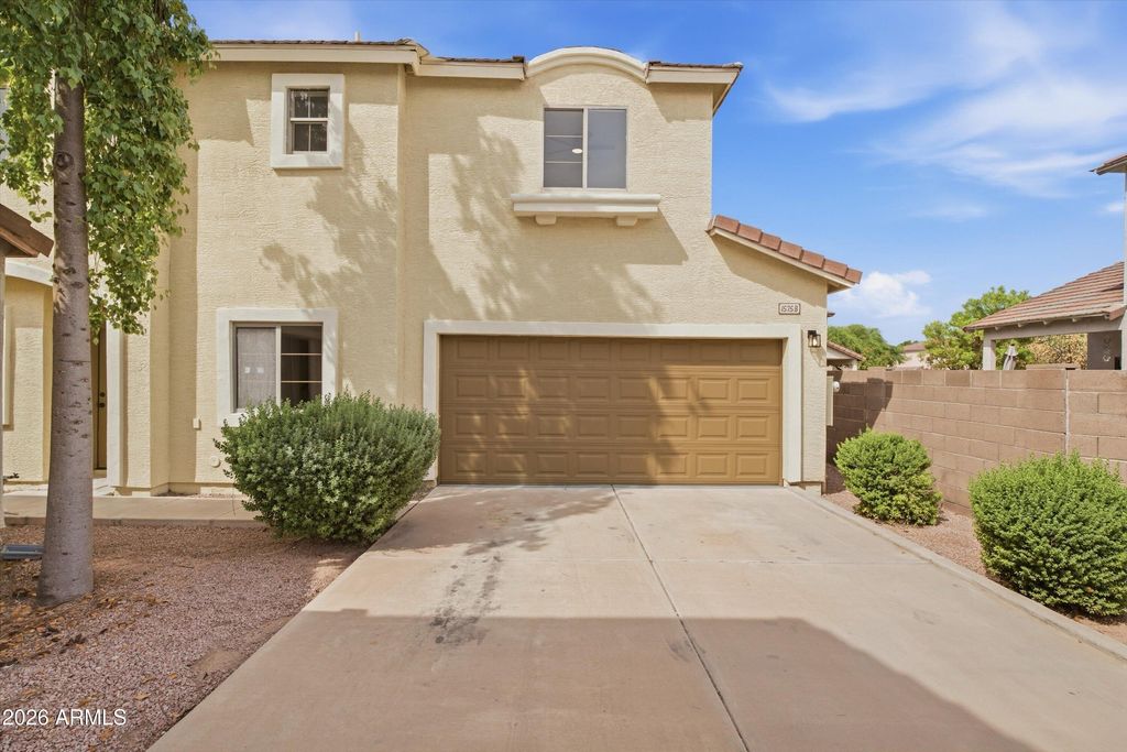 1575 E BAYLOR Lane B, Gilbert, AZ 85296 — photo 2