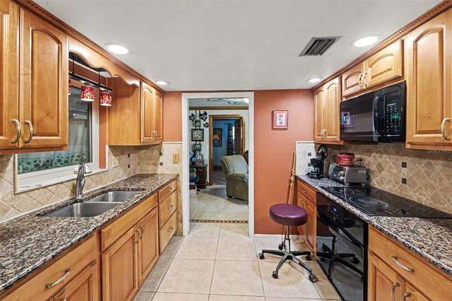 2027 SETON DRIVE, Clearwater, FL 33763