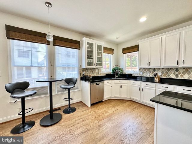 5643 TOWER HILL CIR, Alexandria, VA 22315