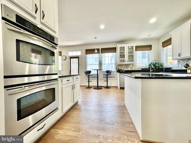 5643 TOWER HILL CIR, Alexandria, VA 22315