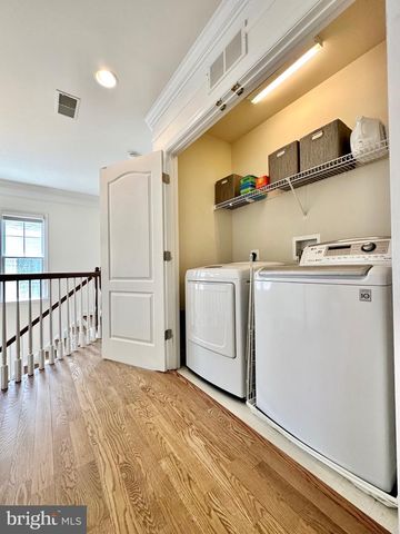 5643 TOWER HILL CIR, Alexandria, VA 22315