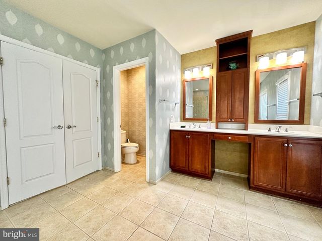 5643 TOWER HILL CIR, Alexandria, VA 22315