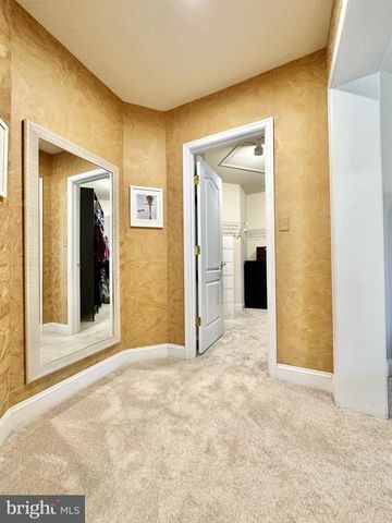 5643 TOWER HILL CIR, Alexandria, VA 22315