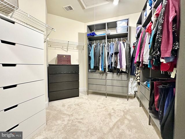 5643 TOWER HILL CIR, Alexandria, VA 22315