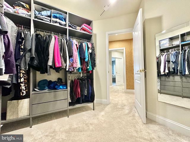 5643 TOWER HILL CIR, Alexandria, VA 22315