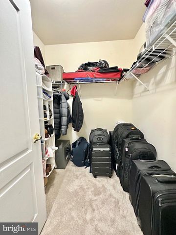 5643 TOWER HILL CIR, Alexandria, VA 22315