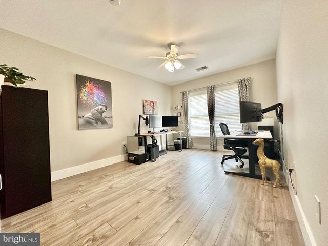 5643 TOWER HILL CIR, Alexandria, VA 22315