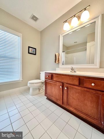 5643 TOWER HILL CIR, Alexandria, VA 22315