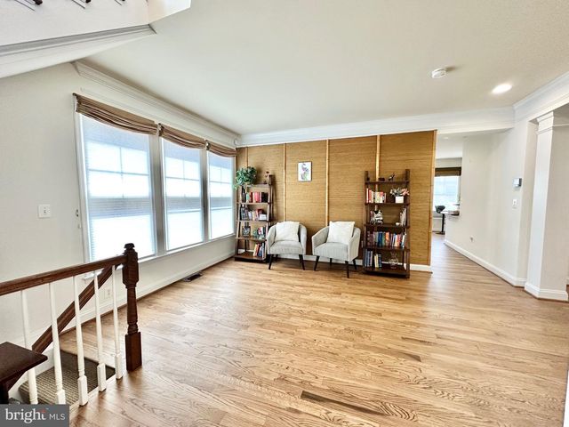 5643 TOWER HILL CIR, Alexandria, VA 22315