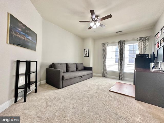 5643 TOWER HILL CIR, Alexandria, VA 22315