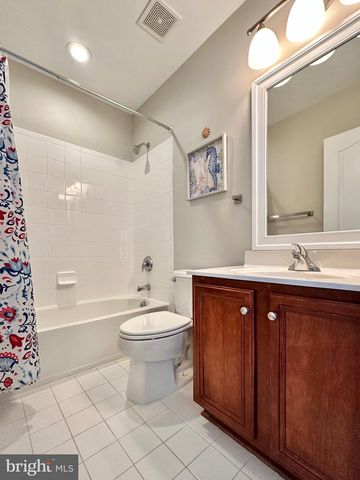 5643 TOWER HILL CIR, Alexandria, VA 22315