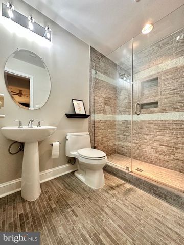 5643 TOWER HILL CIR, Alexandria, VA 22315