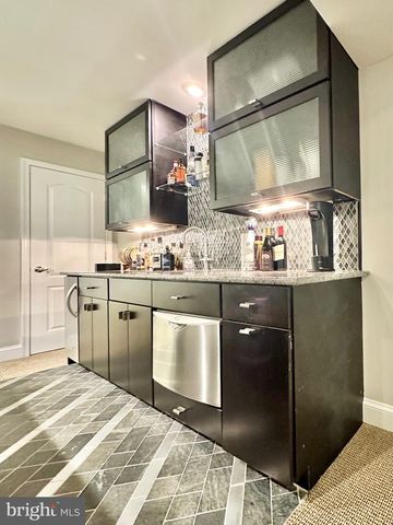 5643 TOWER HILL CIR, Alexandria, VA 22315