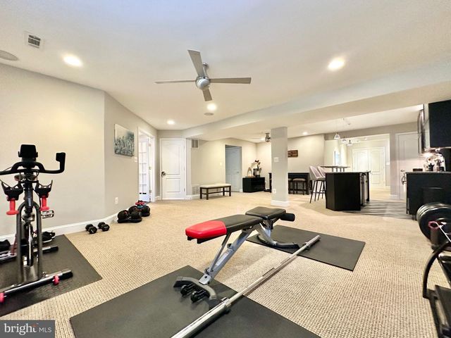 5643 TOWER HILL CIR, Alexandria, VA 22315