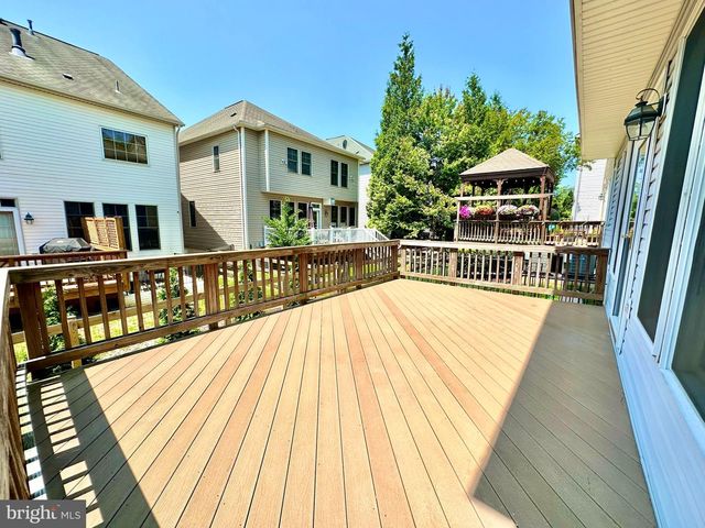 5643 TOWER HILL CIR, Alexandria, VA 22315
